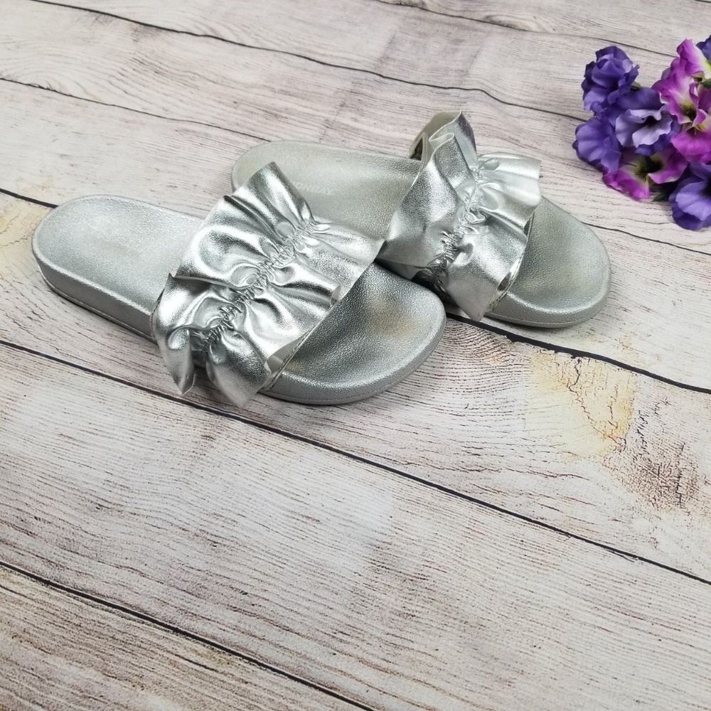 Silver Ruffle Sandals